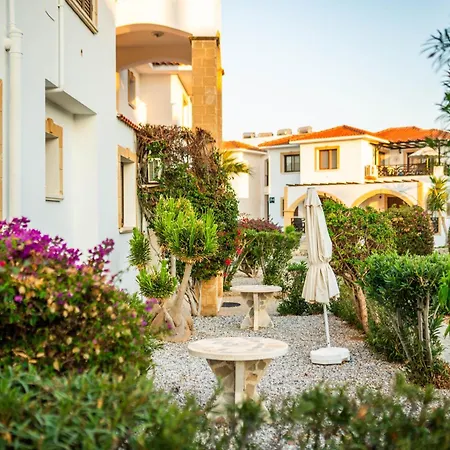 Cozy 3 Bedroom In Sea Magic Park - Esentepe, Cyprus Villa
