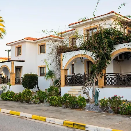 Cozy 3 Bedroom In Sea Magic Park - Esentepe, Cyprus * Agios Georgios (Girne)